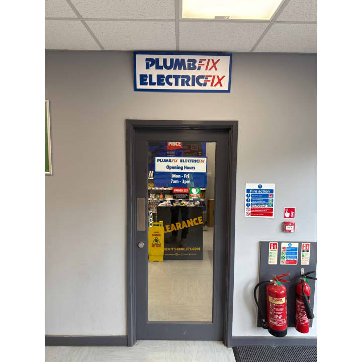 Screwfix Wigan - Saddle Junction photo 2