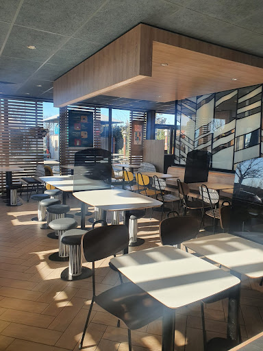 Photo 9 - McDonald's