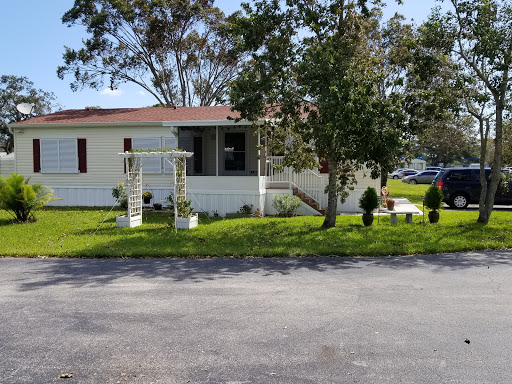 Orange Manor - Visual