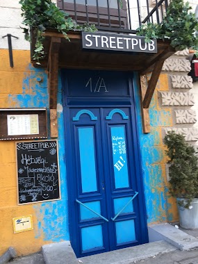 Street Pub, Author: Gergely Füzi