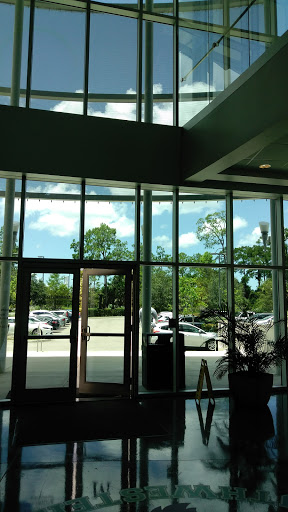 FSW Collier Campus Bookstore - Thumbnail