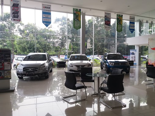 Suzuki Indomobil Multi Trada Karawaci, Author: Kulung Baya