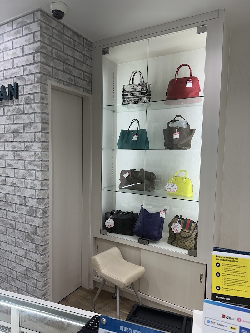 丸万質舗（大阪 天六）