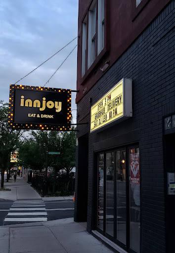 Innjoy Logan Square - Visual
