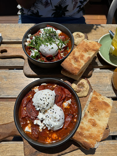 The Foreigner Café Ivanhoe - Thumbnail