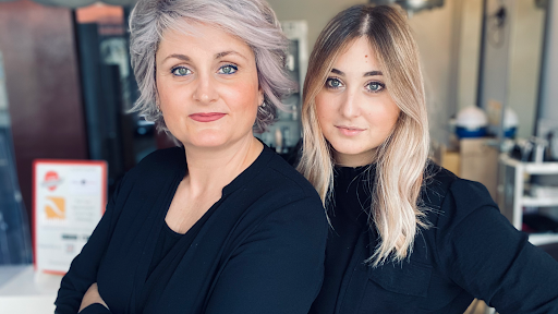 Divina Donna Hairstylist - Thumbnail