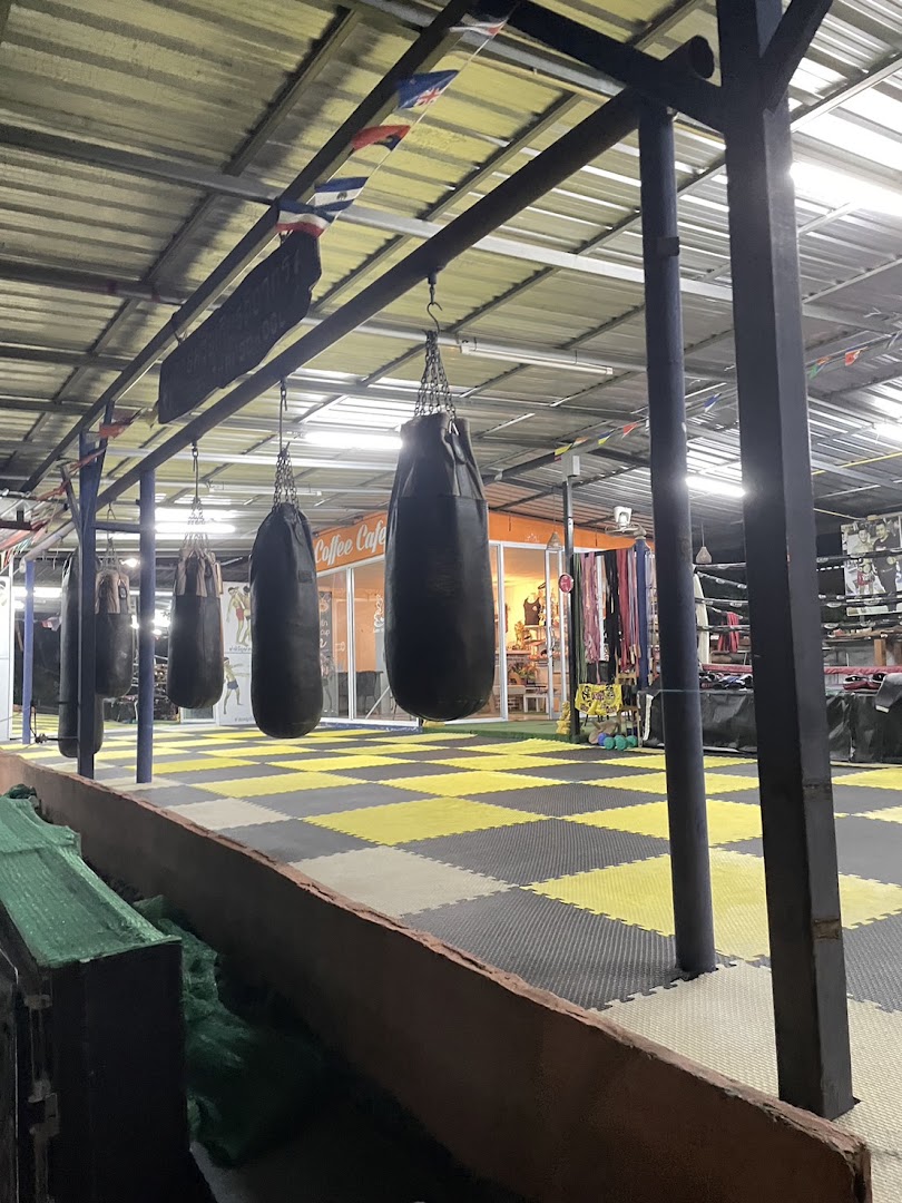 K Plus MuayThai Chaiya Gym