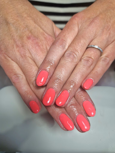Gel nails and Beauty by Nicolle