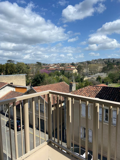 Photo de Résidence Services Seniors Iroise Vie Auch à Auch (32000)