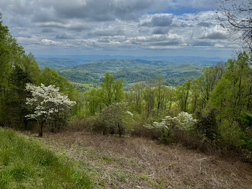 Start of Blue Ridge Parkway in North Carolina
