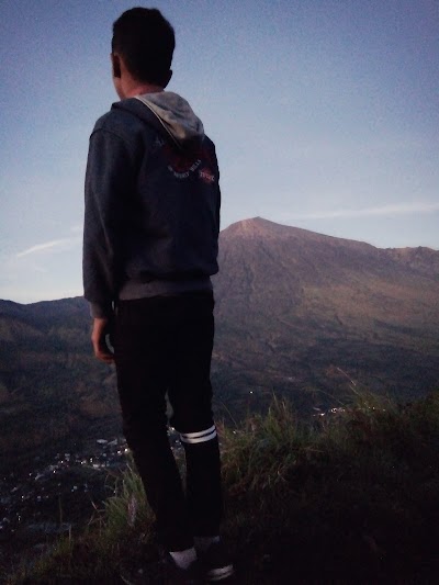 Photos of Pergasingan Hill - Hiking and Camping