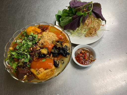 Song Huong Restaurant - Thumbnail