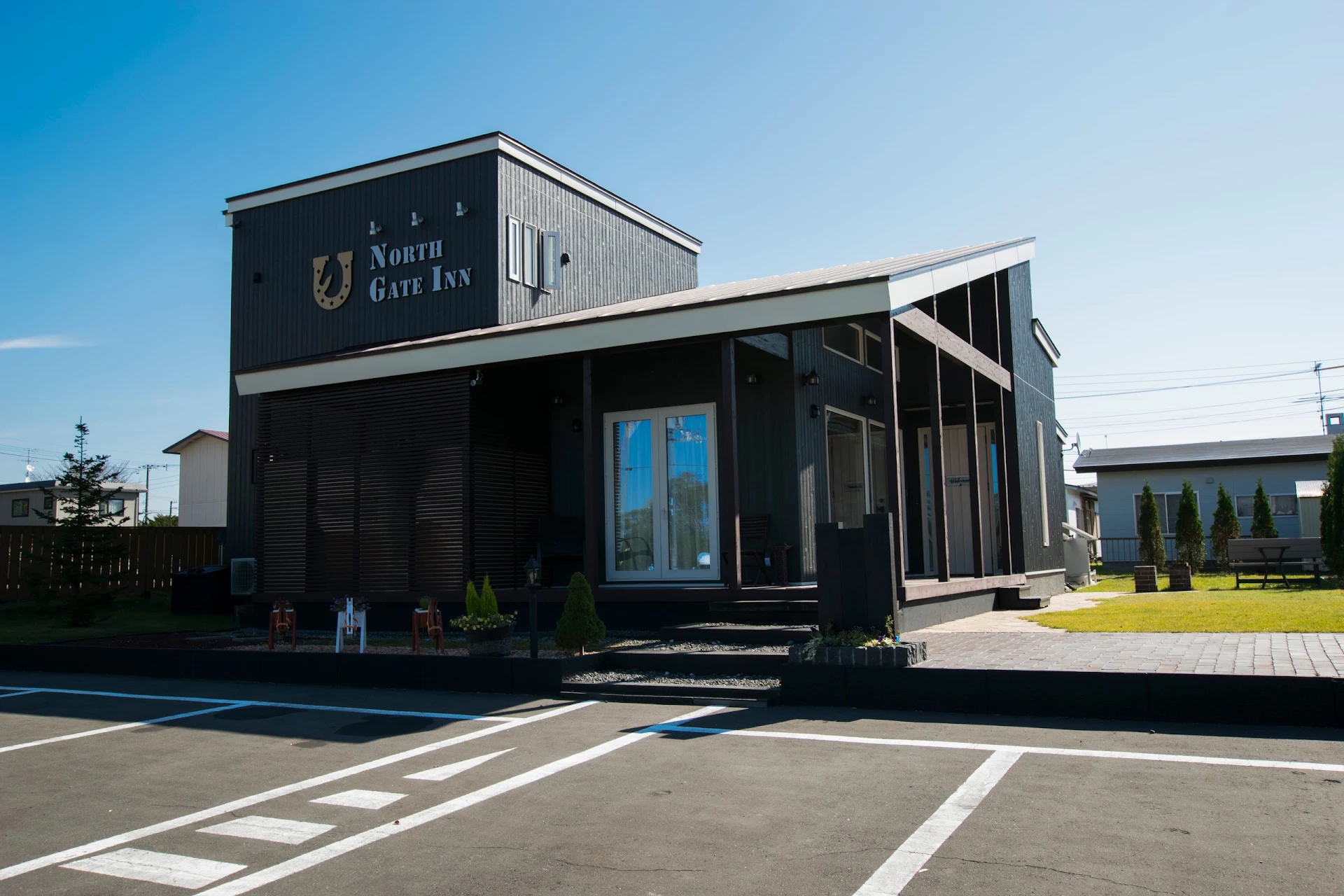 North gate Inn Abira