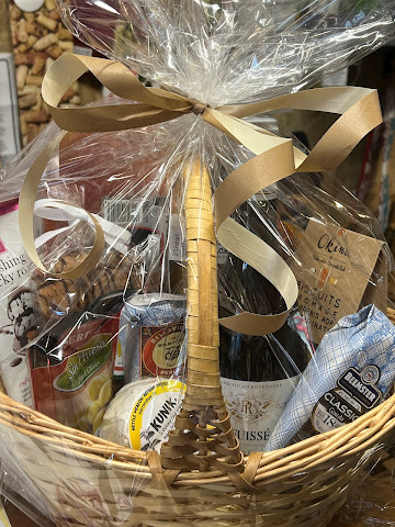 San Francisco Wine & Cheese by null