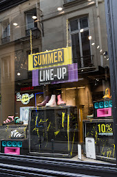 Photo n°6 de Dr. Martens à Paris (Magasin de chaussures)