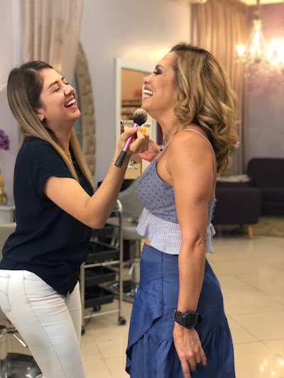 Photos of Donna Hair Lounge Peluqueria