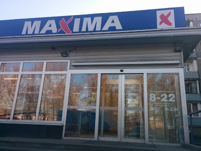 Photos of Maxima X
