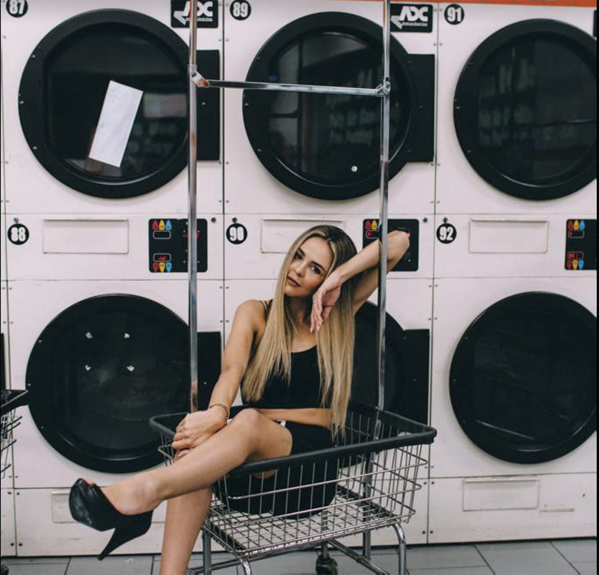 Clean laundry equipment at Laundry King Pick Up and Delivery in Brooklyn in Brooklyn, NY