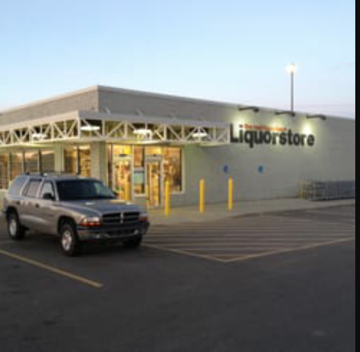 Real Canadian Liquorstore™ 100th Street
