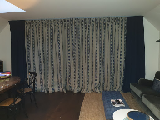 Curtains Locally - Thumbnail
