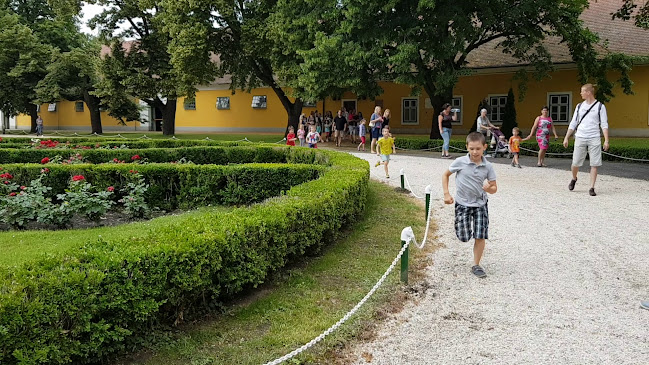 Bábolna, Komáromi, Esztergom, Komoran, Mészáros u. 1, 2943