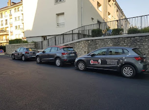 Photo n°1 de Avenir Auto Moto à Saint-Cyr-sur-Loire (Auto-école)