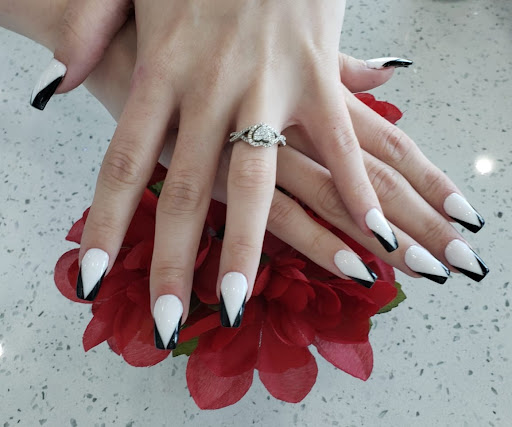 Forever Nails Salon & Spa - Thumbnail