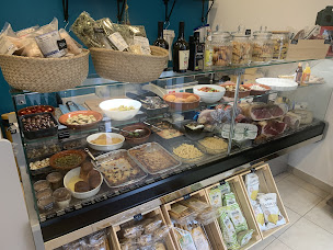 Photo n°2 de Vicoletto de Amorvino à Vanves (Caviste)