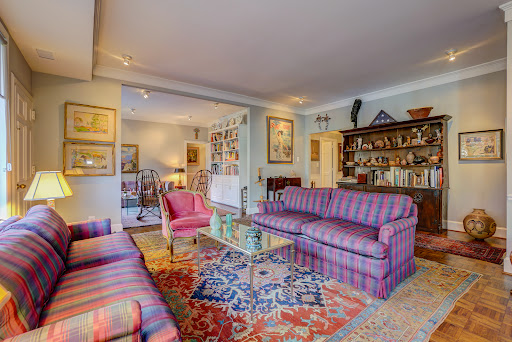 Laurel Murphy Real Estate LLC Serving Washington DC l VA l MD | FL Families Gallery - United States