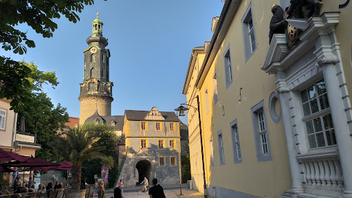 Gelbes Schloss - Visual