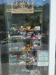 Photo n°9 de La Boutique Des Collectionneurs à Morlaix (Magasin de vêtements)