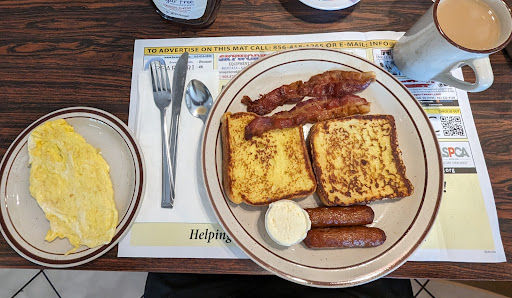 Bear Diner - Visual