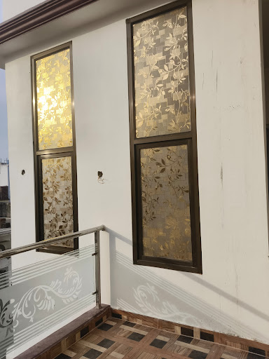 Gallery image 13