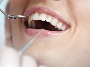 Photo n°1 de Dr DELATOUCHE Françoise à Poissy (Dentiste)