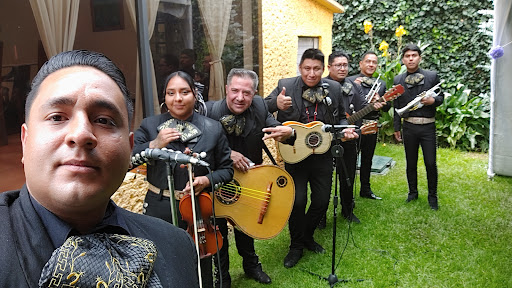 Mariachi El gallo de oro