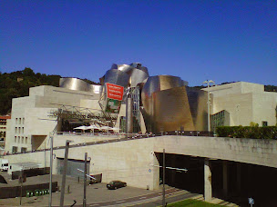 Photo n°17 de BIARRITZ CHAUFFEUR SERVICE à Biarritz (Agence de visites touristiques)