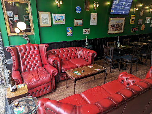 Roberto's Bar - Visual