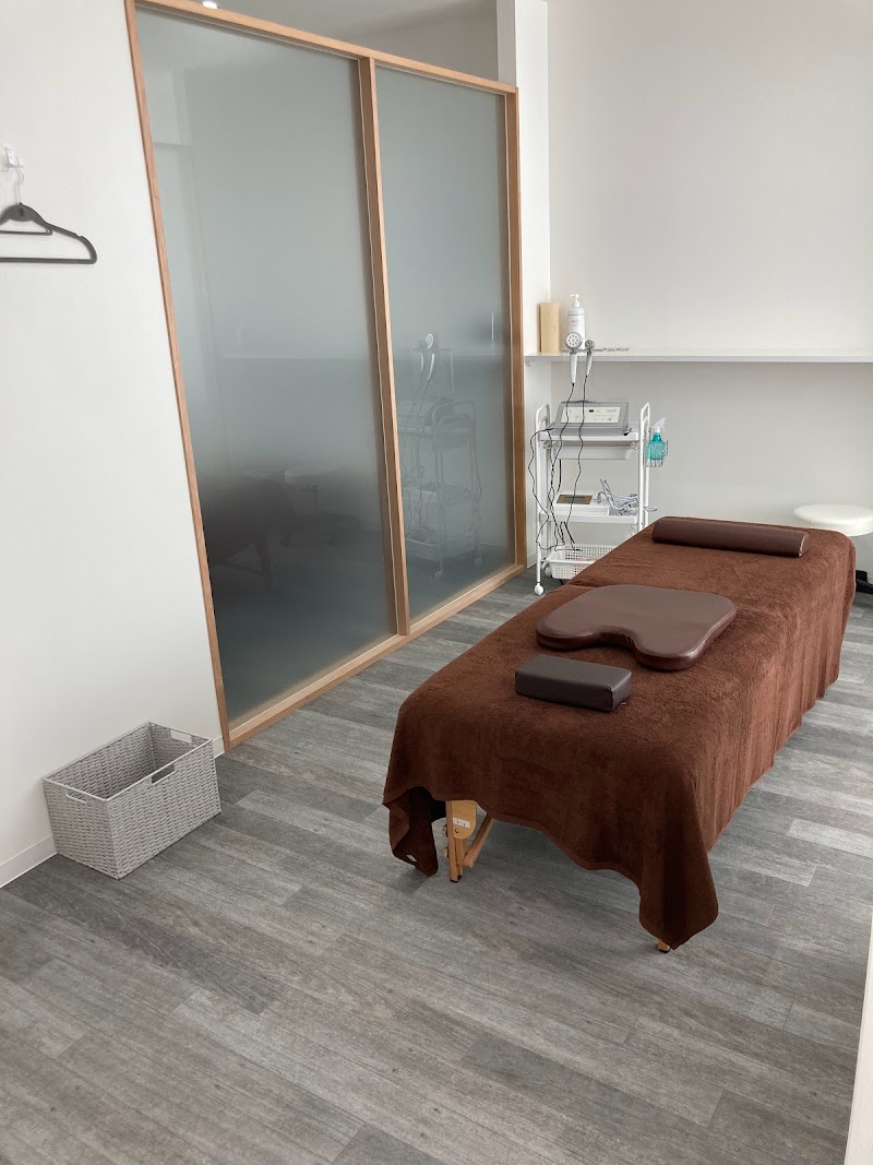 N room鍼灸マッサージ整骨院