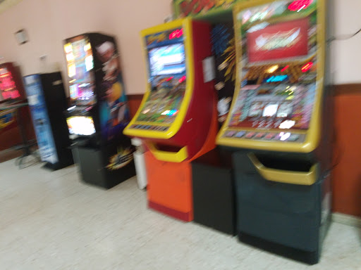 Salon Y Bar Juegos Moguer - Thumbnail