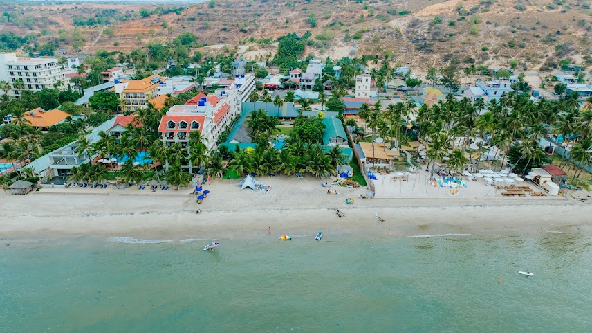 Sun & Sands Beach Hotel by null