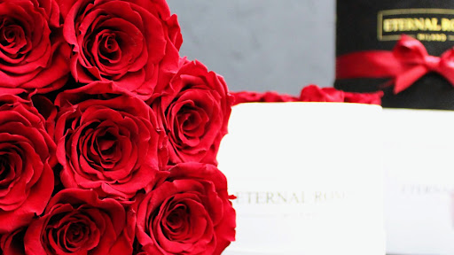 Eternal Roses Milano | Rose Stabilizzate - Fioraio - Box Rose Rosse, Blu, Rose, Gold, Verdi e Nere - Luxury Flower - Fiorista