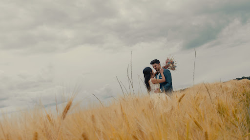 Squirrel Mariage Film - Thumbnail
