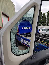 Photo n°15 de Garage Kableco à Villetaneuse (Atelier de carrosserie automobile)