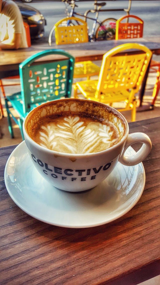 Colectivo Coffee Third Ward