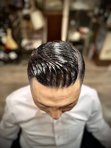 GOOD FELLOWS BARBERSHOP