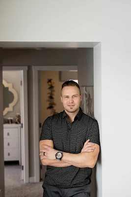 Damien Berg-Airdrie Realtor-Local Realty Aces-Grassroots Realty
