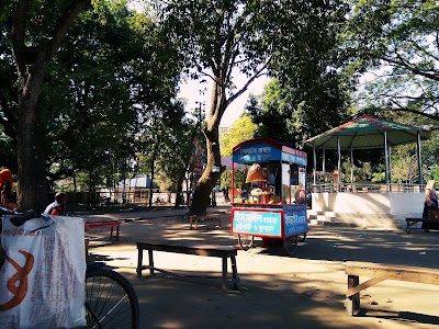 Photos of Circuit House Park