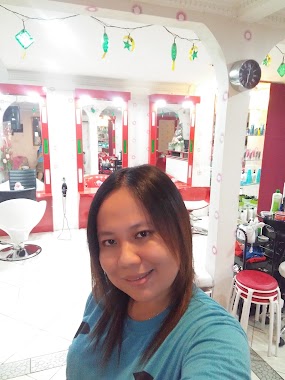 V-Gie Beauty Salon, Author: veronika dewi