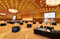 RIHGA Royal Hotel Osaka, Vignette Collection by IHG