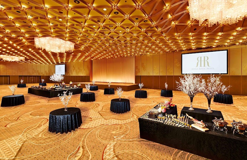 RIHGA Royal Hotel Osaka, Vignette Collection by IHG